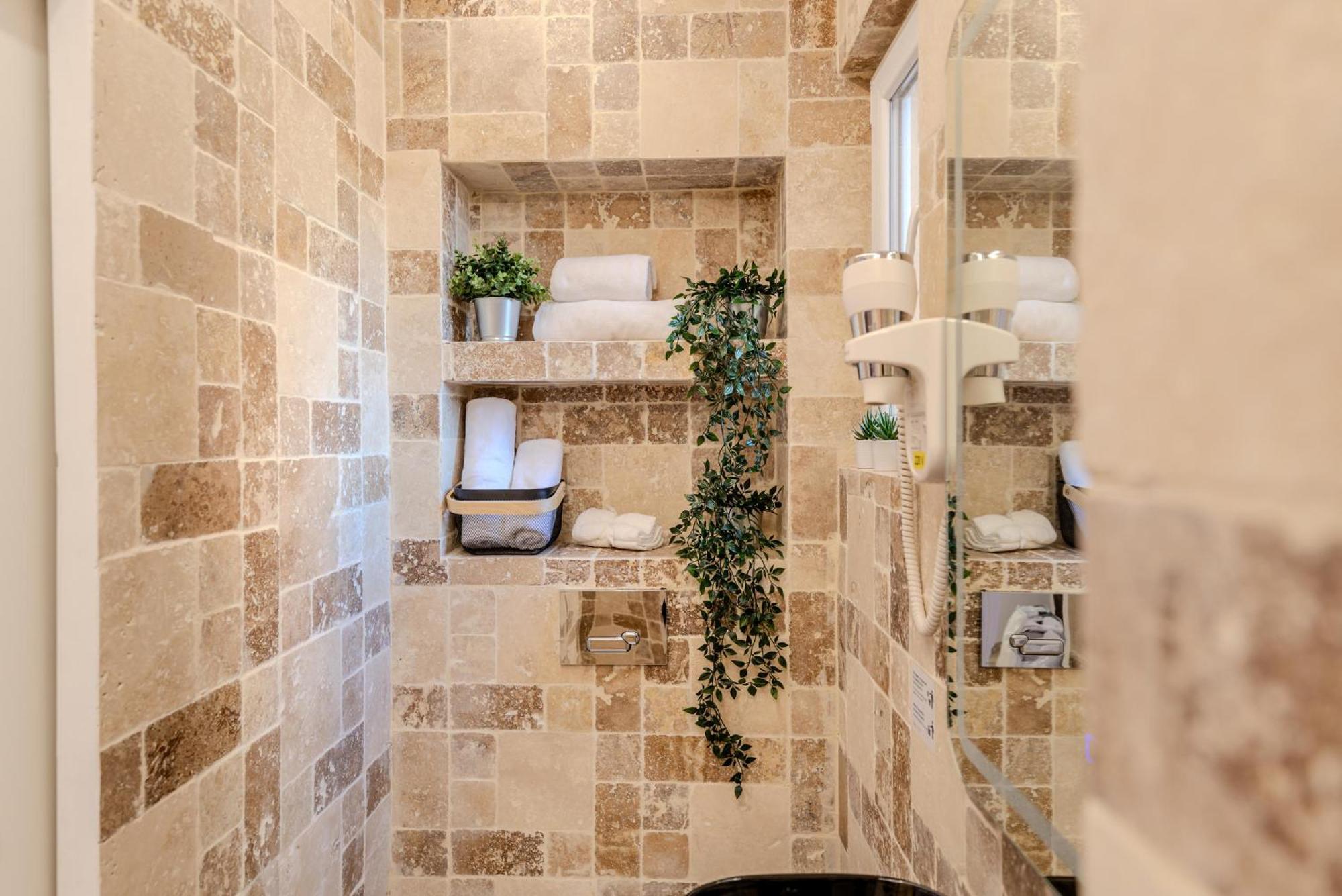 Luxury Living: Smart 2br At Unirii Square Appartamento Bucarest